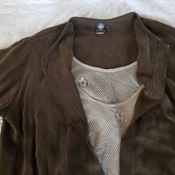 Top - Picture 1 of 13